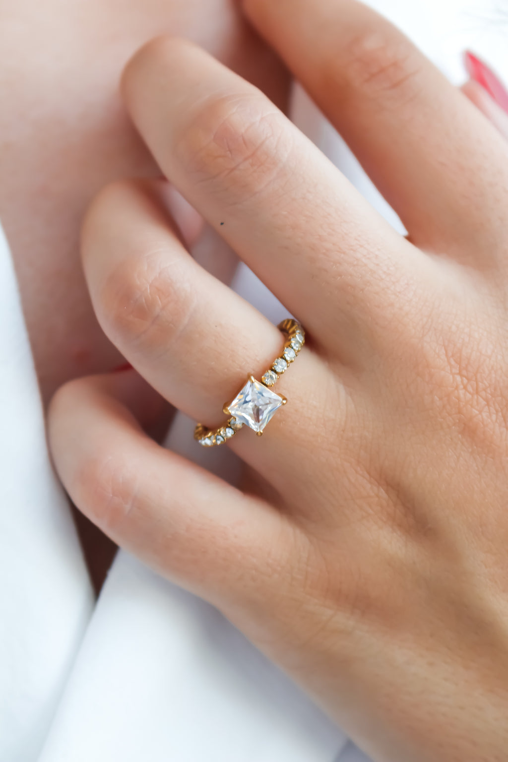Ring The wedding ring