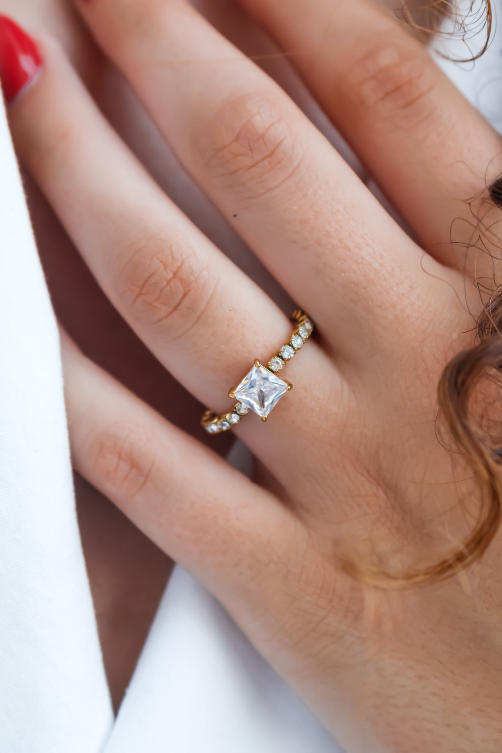 Ring The wedding ring